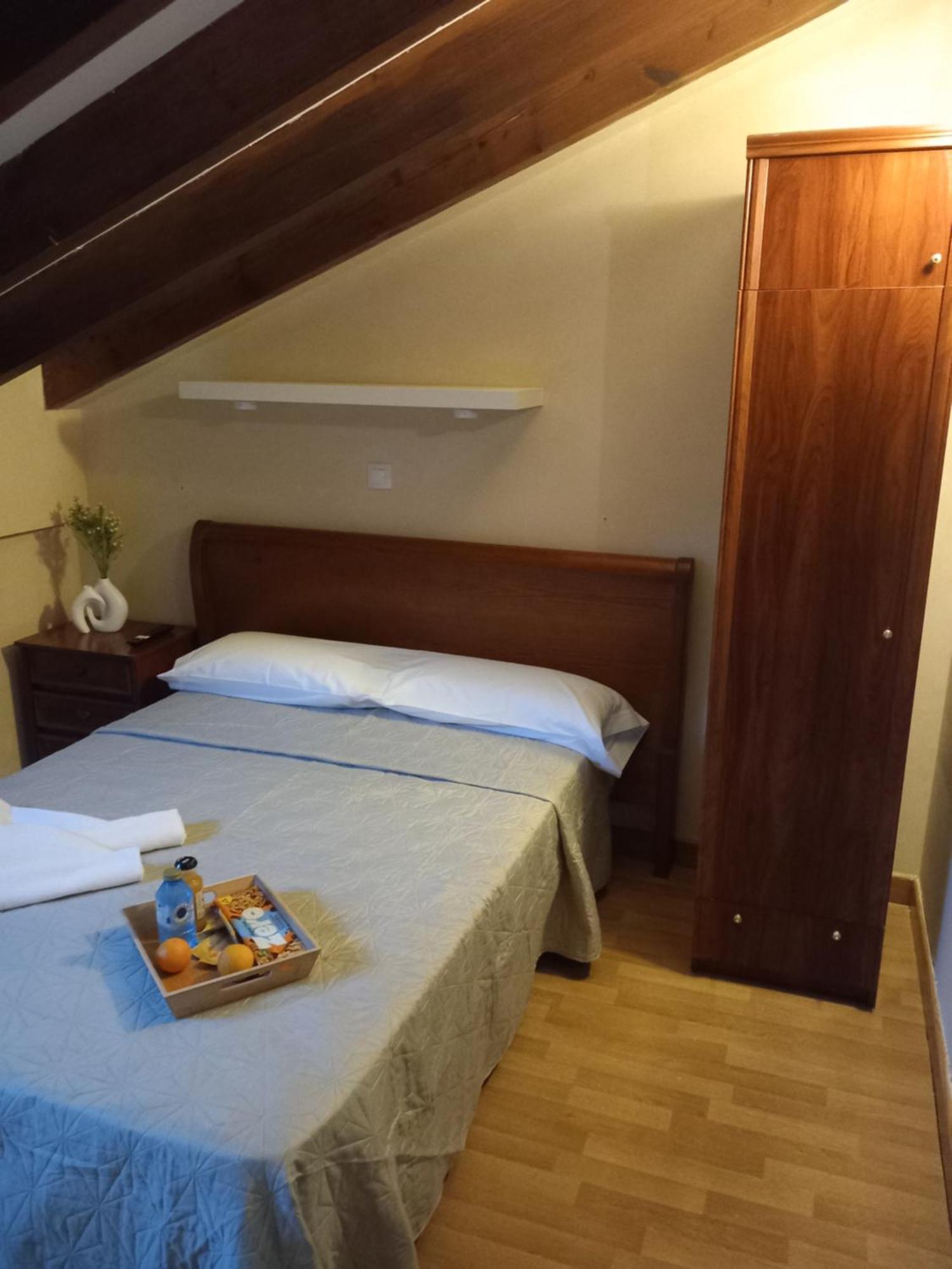 Hosteria Rio Negro Bárcena de Cicero Εξωτερικό φωτογραφία