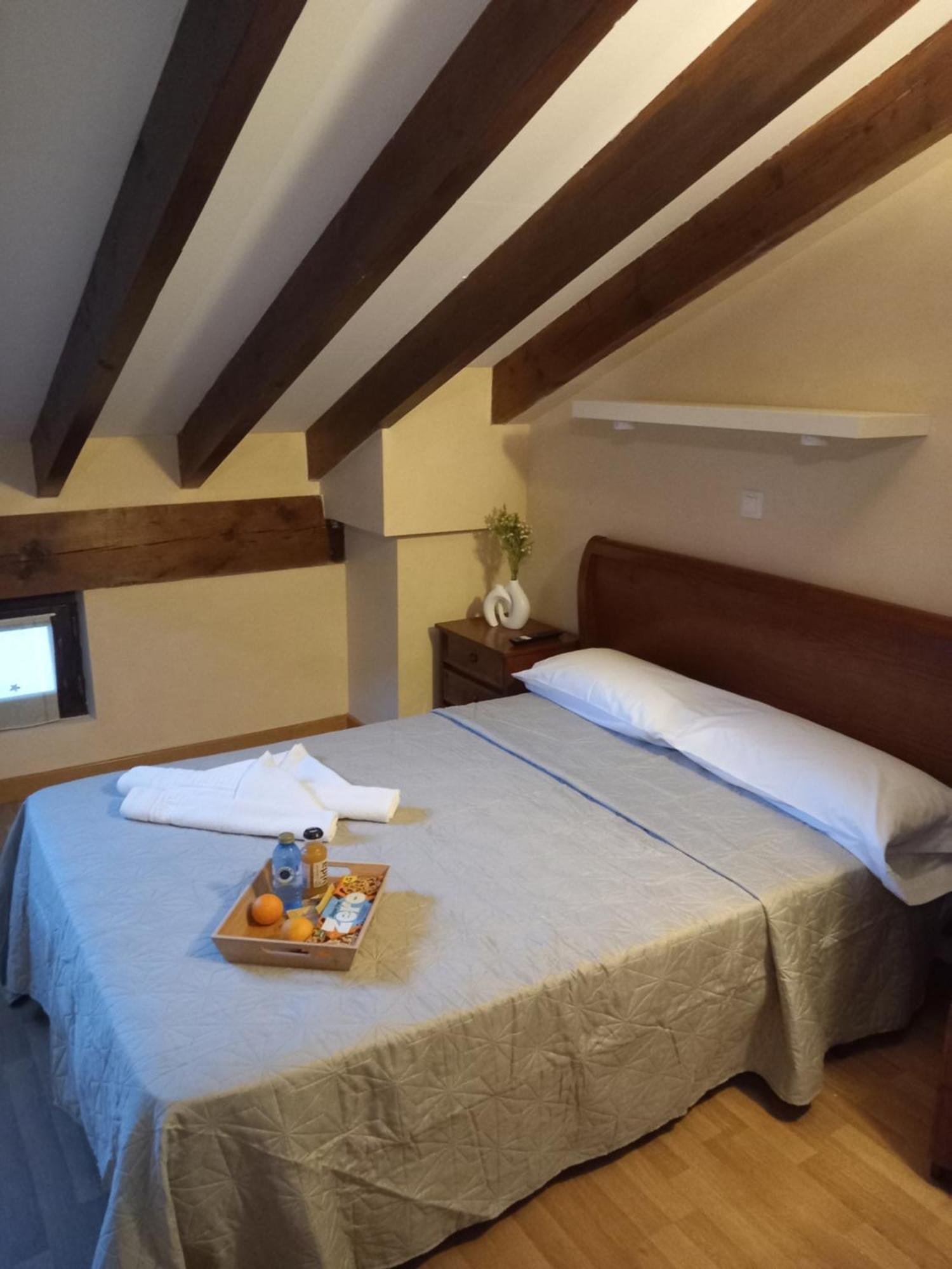 Hosteria Rio Negro Bárcena de Cicero Εξωτερικό φωτογραφία